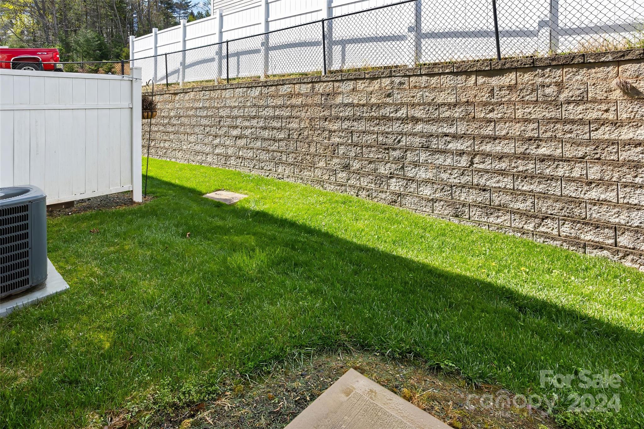 116 Monmouth Way Candler NC 28715