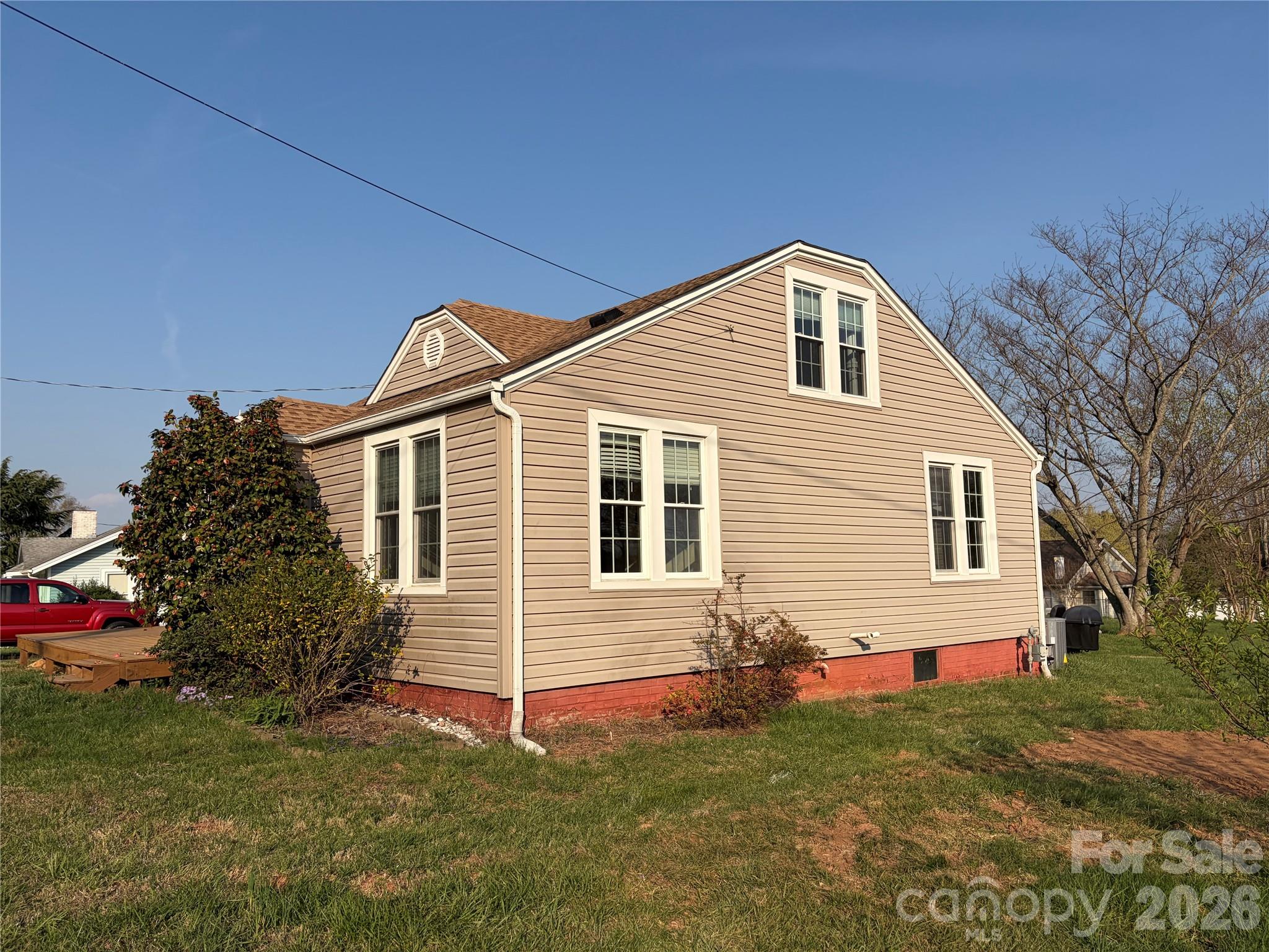 405 Jug Wilson Street Morganton NC 28655