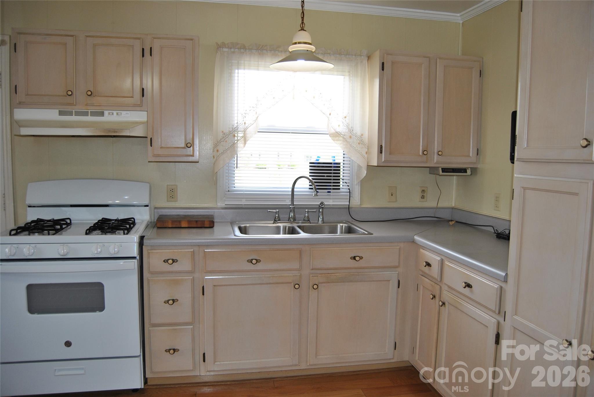 909 Timberlane Drive Mount Holly NC 28120