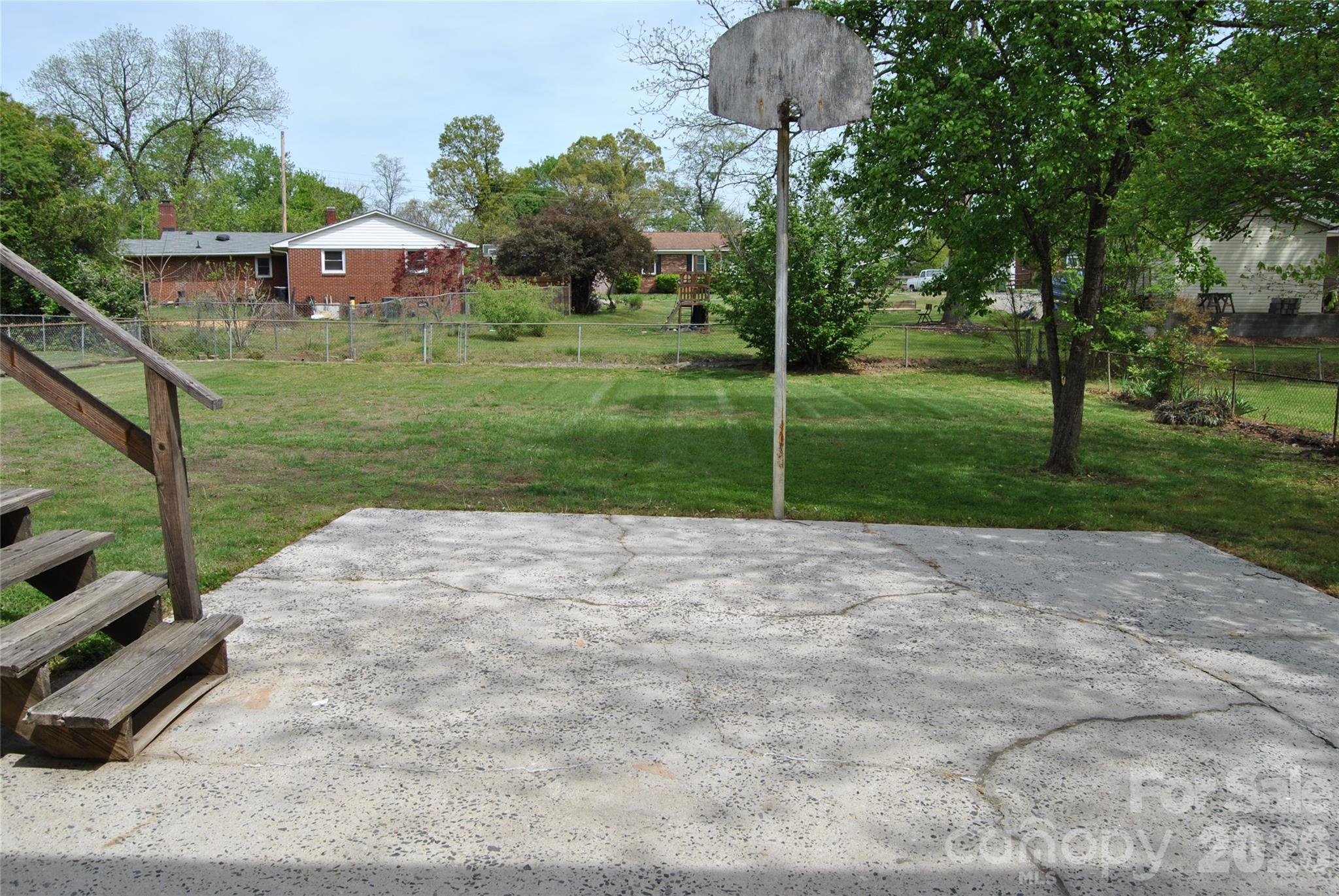 909 Timberlane Drive Mount Holly NC 28120