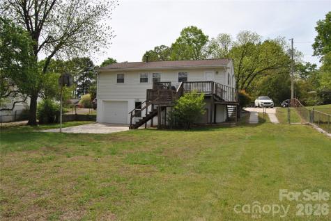 909 Timberlane Drive Mount Holly NC 28120
