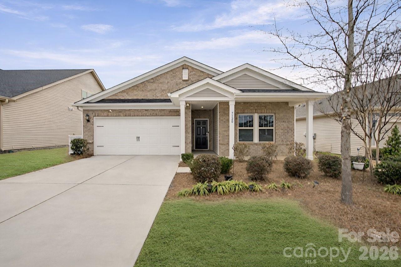 7120 American Elm Road Charlotte NC 28215