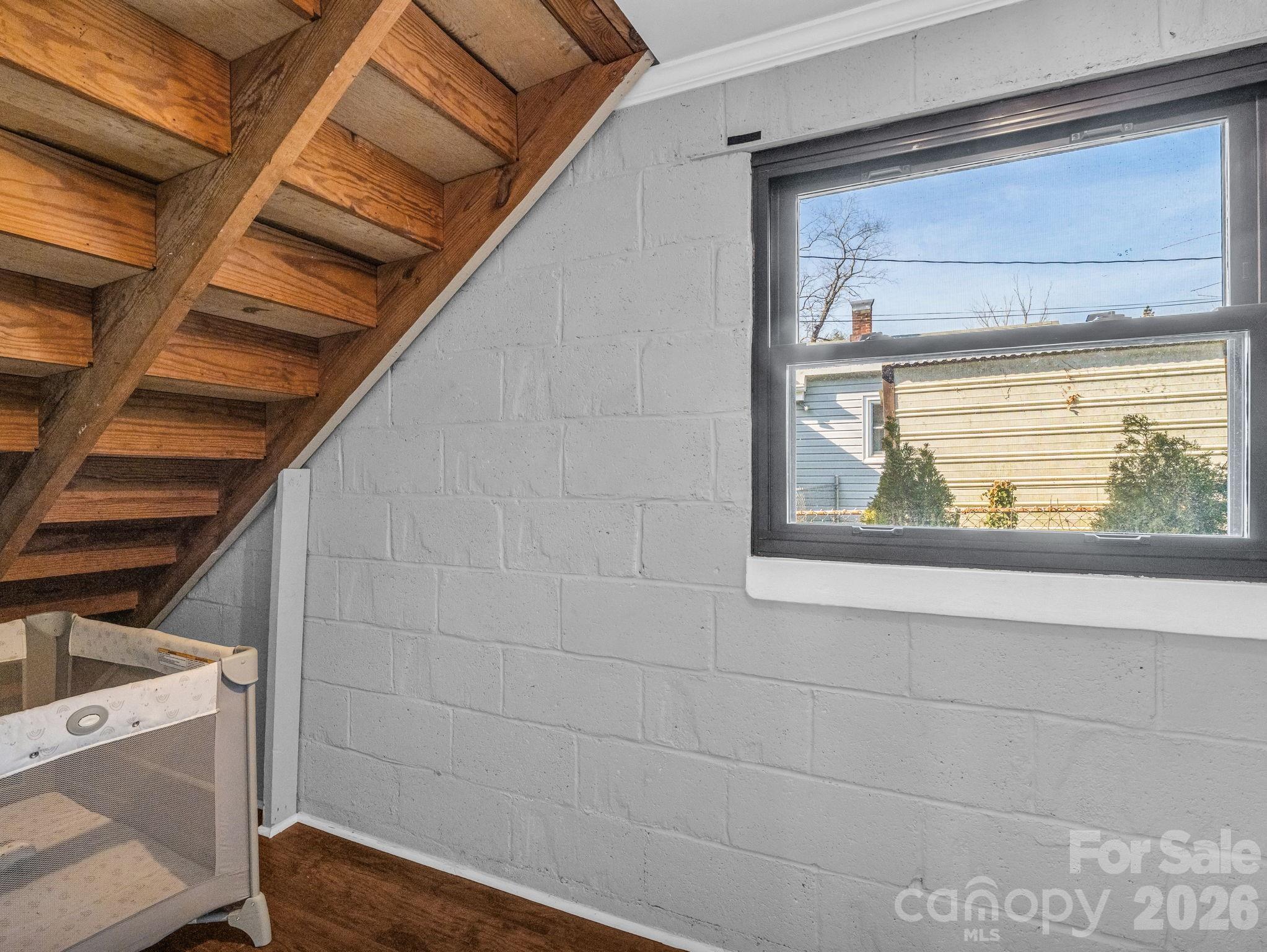 609 Edgewood Avenue Hendersonville NC 28792