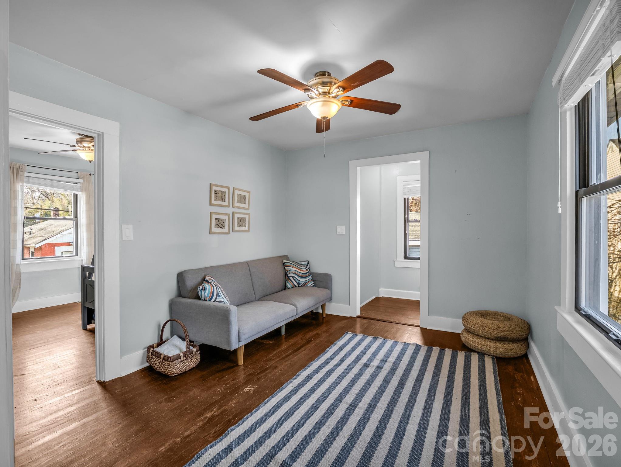 609 Edgewood Avenue Hendersonville NC 28792