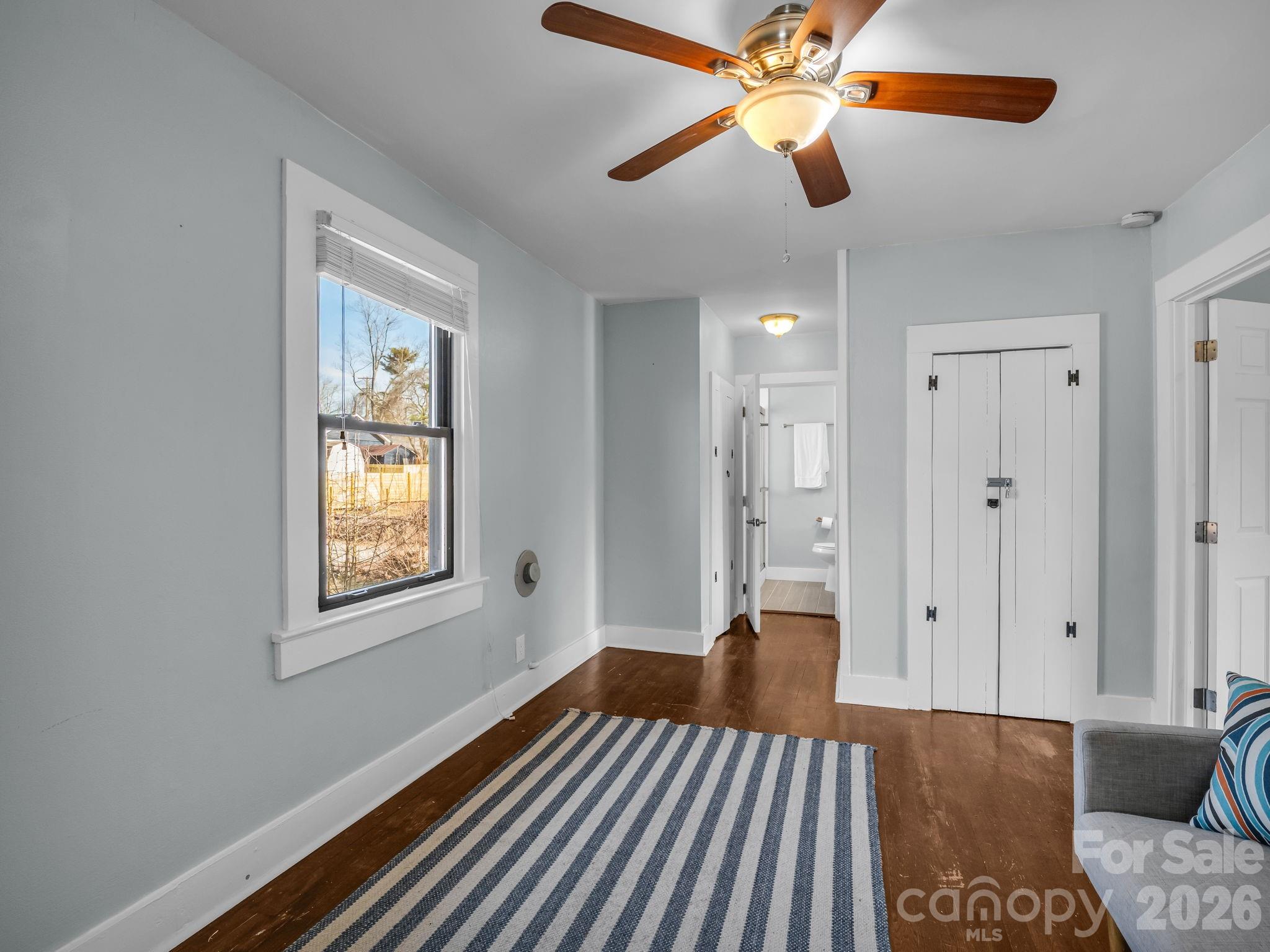 609 Edgewood Avenue Hendersonville NC 28792