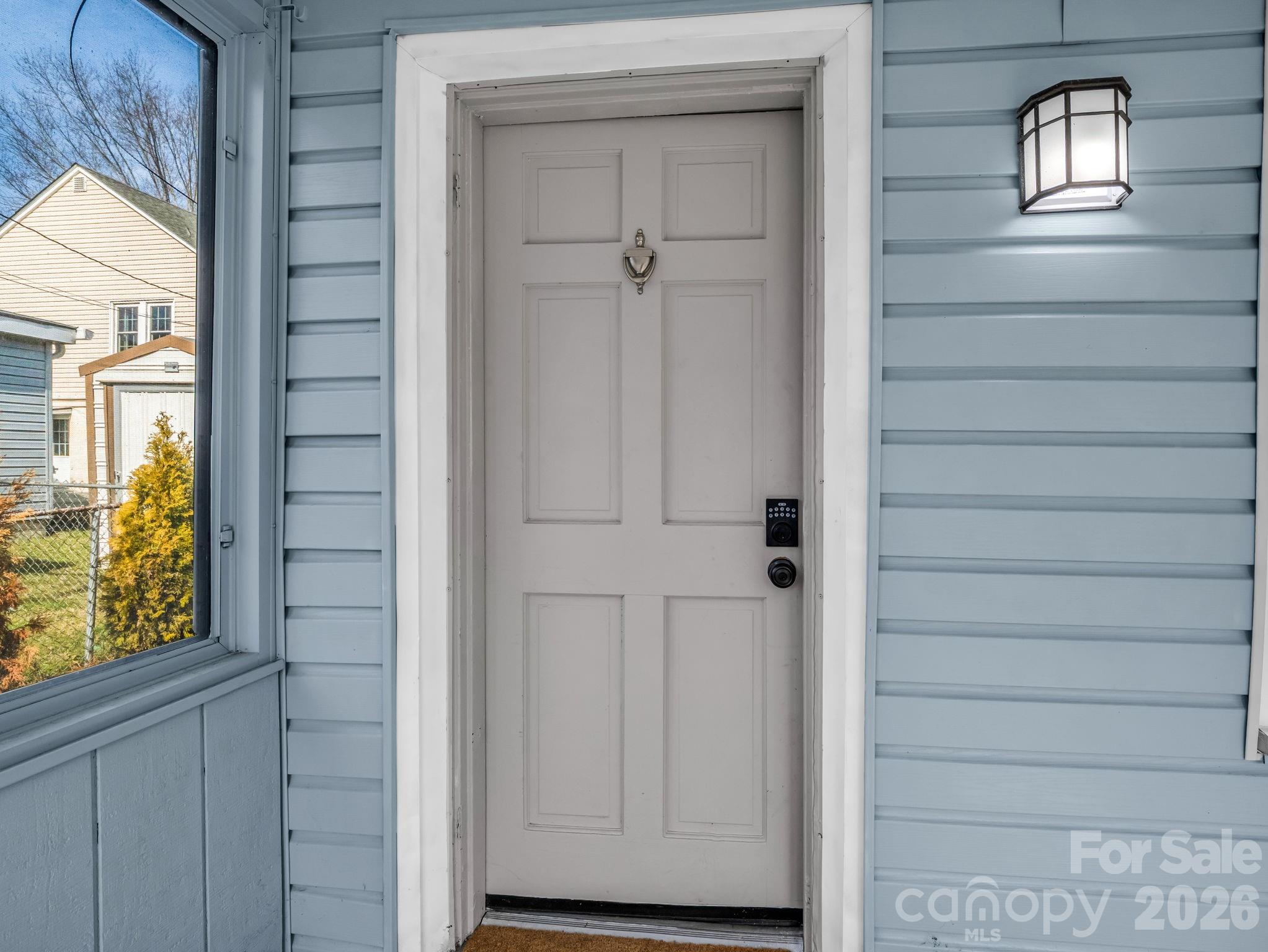 609 Edgewood Avenue Hendersonville NC 28792