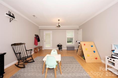 144 High Meadows Road Advance NC 27006