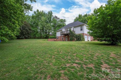 144 High Meadows Road Advance NC 27006