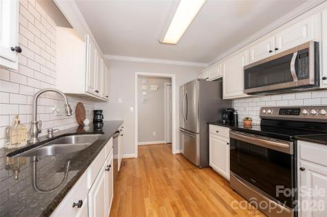 144 High Meadows Road Advance NC 27006