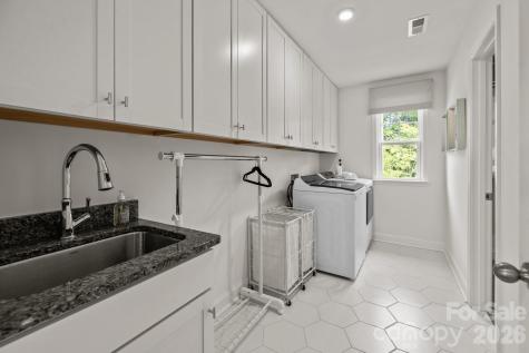 1447 Lady Slipper Court York SC 29745