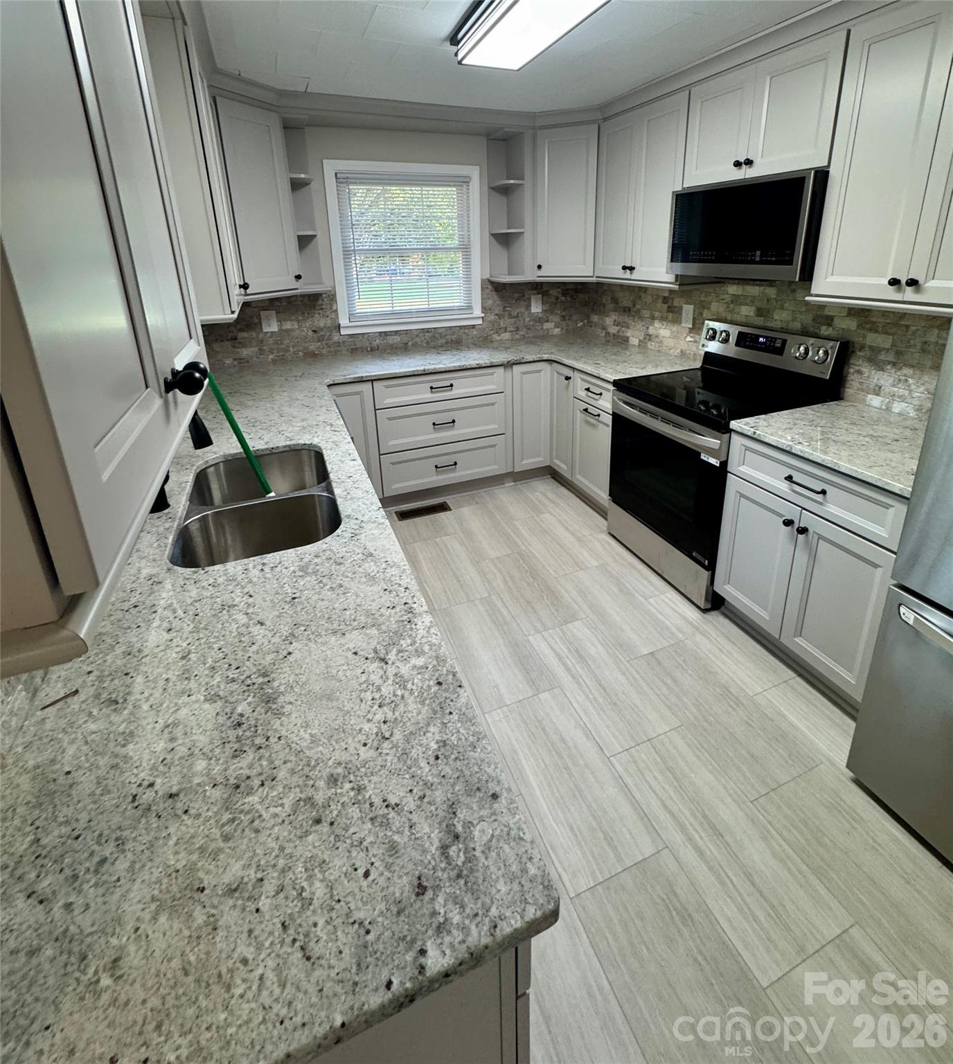 2217 Dale Avenue Lincolnton NC 28092