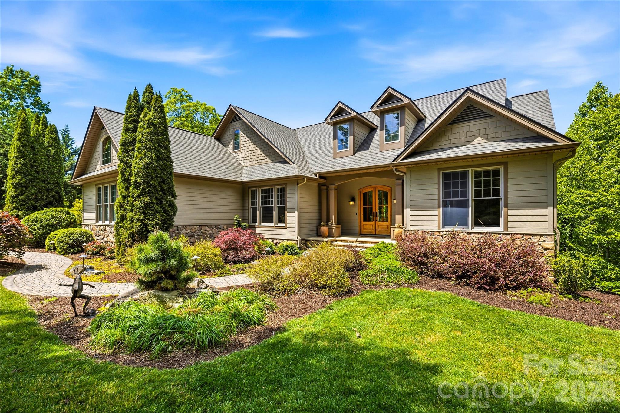 135 Crossvine Trail Hendersonville NC 28739