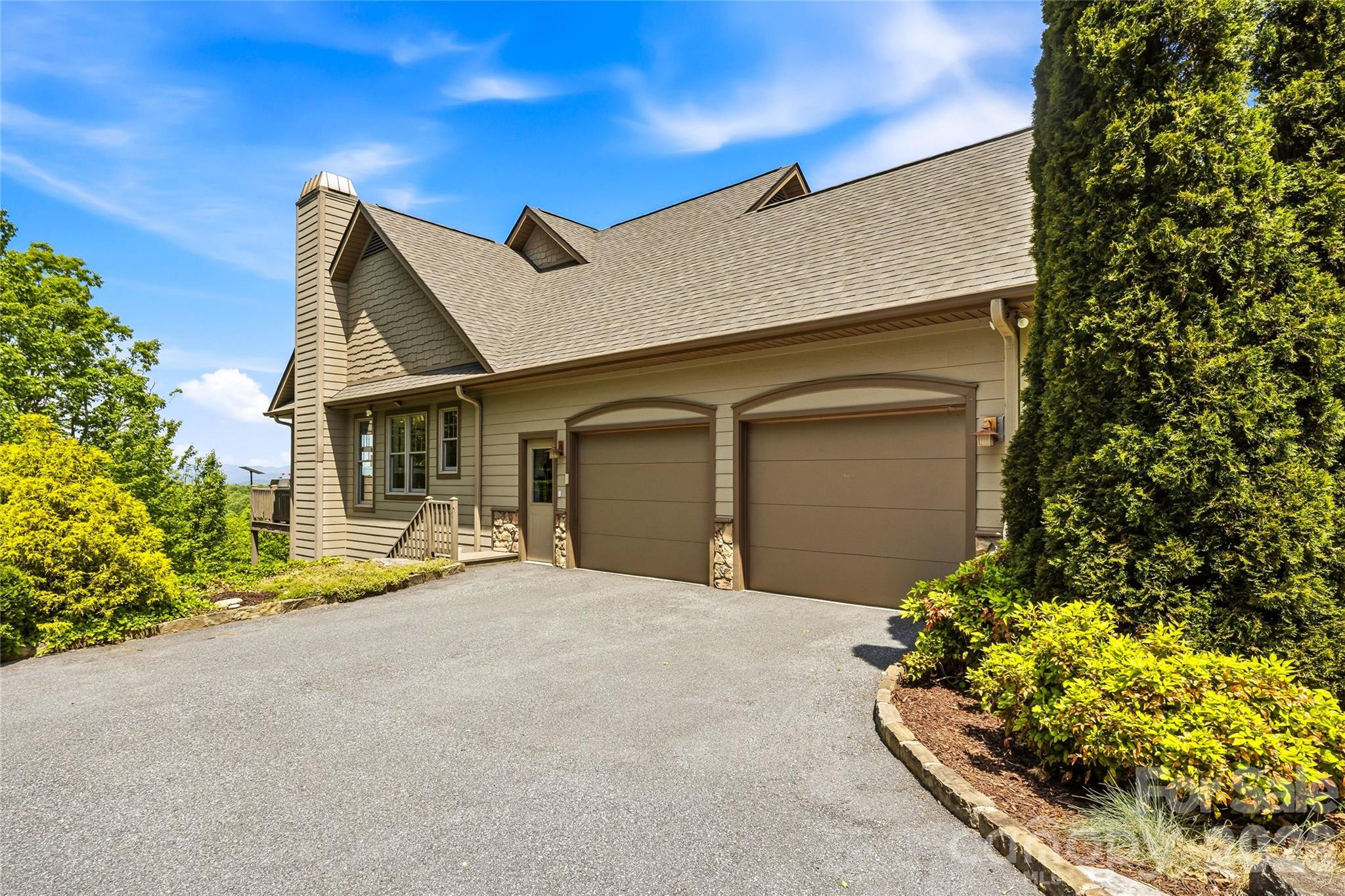 135 Crossvine Trail Hendersonville NC 28739