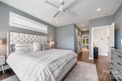 98 Rock Cliff Way Hendersonville NC 28791