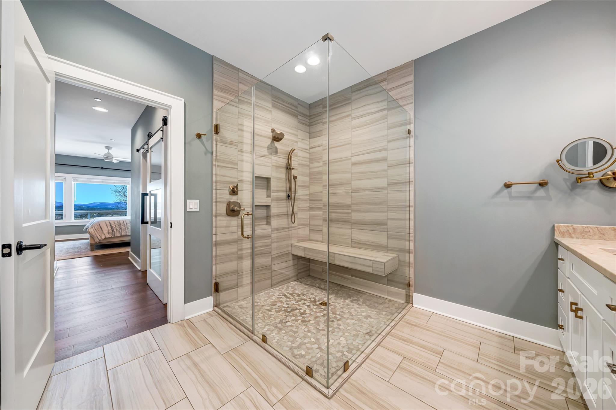 98 Rock Cliff Way Hendersonville NC 28791
