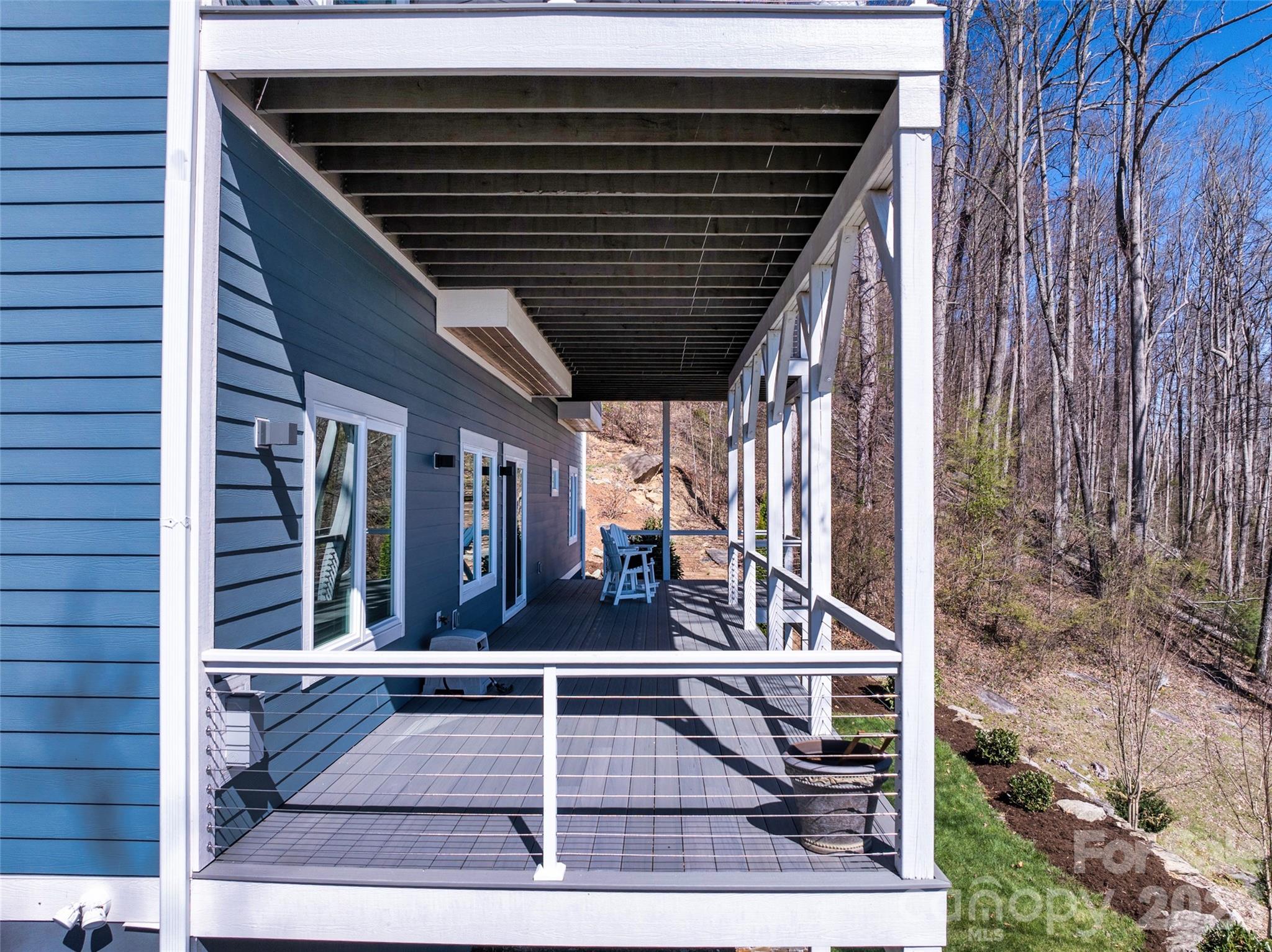 98 Rock Cliff Way Hendersonville NC 28791