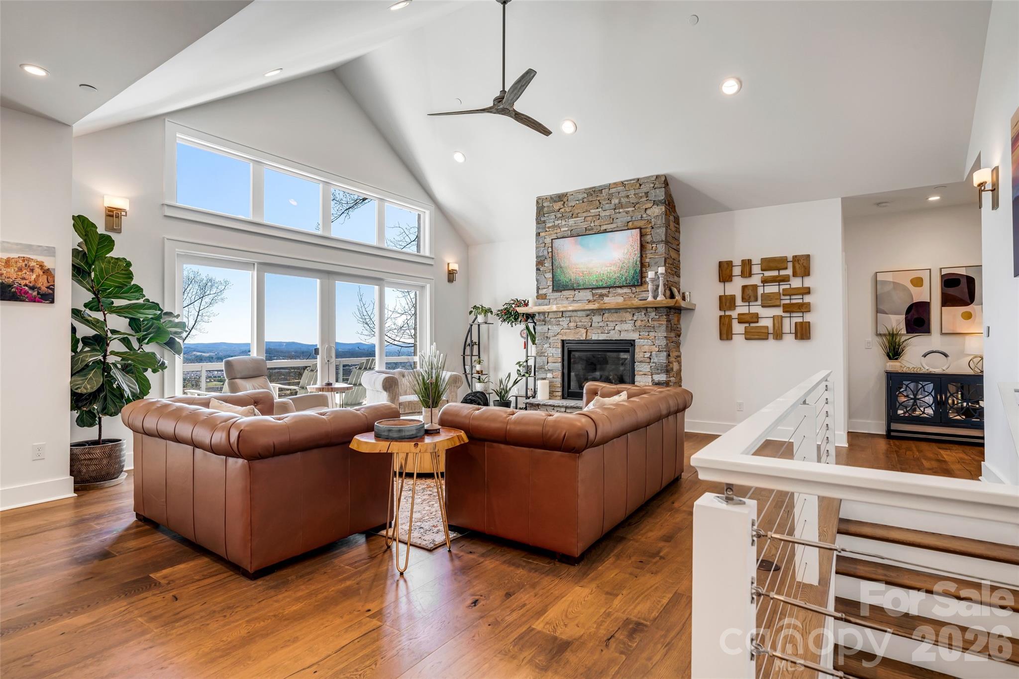 98 Rock Cliff Way Hendersonville NC 28791