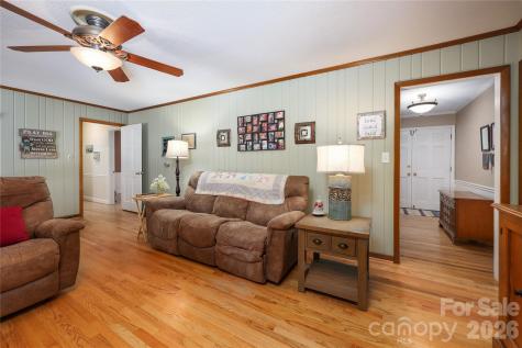 13 Mayflower Lane Lexington NC 27295
