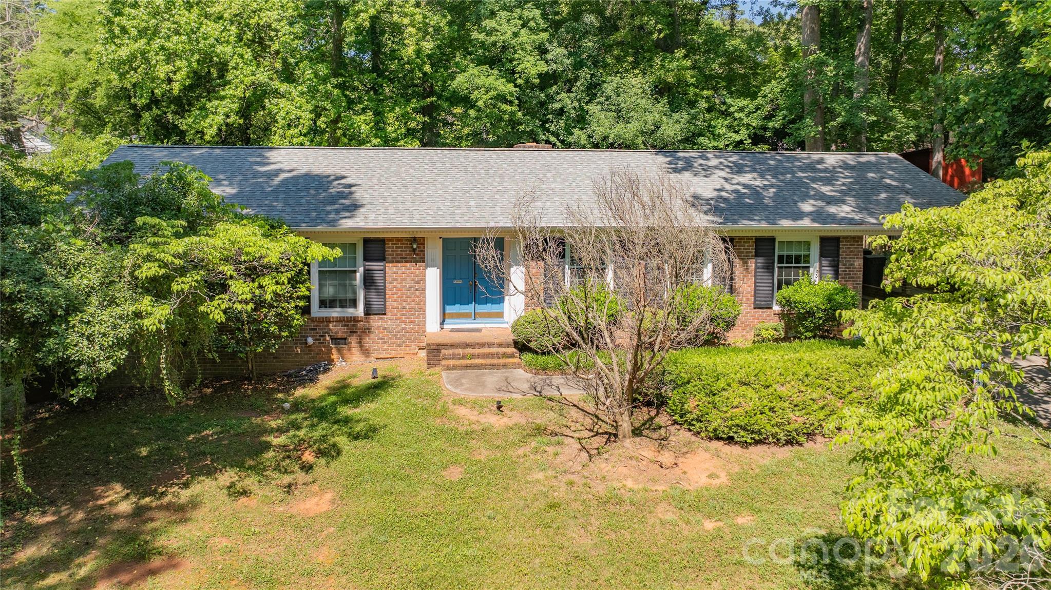 13 Mayflower Lane Lexington NC 27295