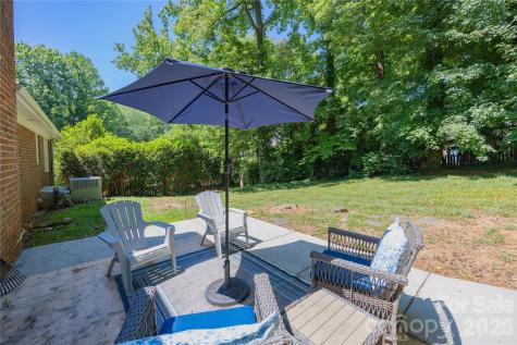 13 Mayflower Lane Lexington NC 27295
