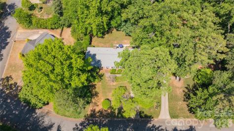 13 Mayflower Lane Lexington NC 27295