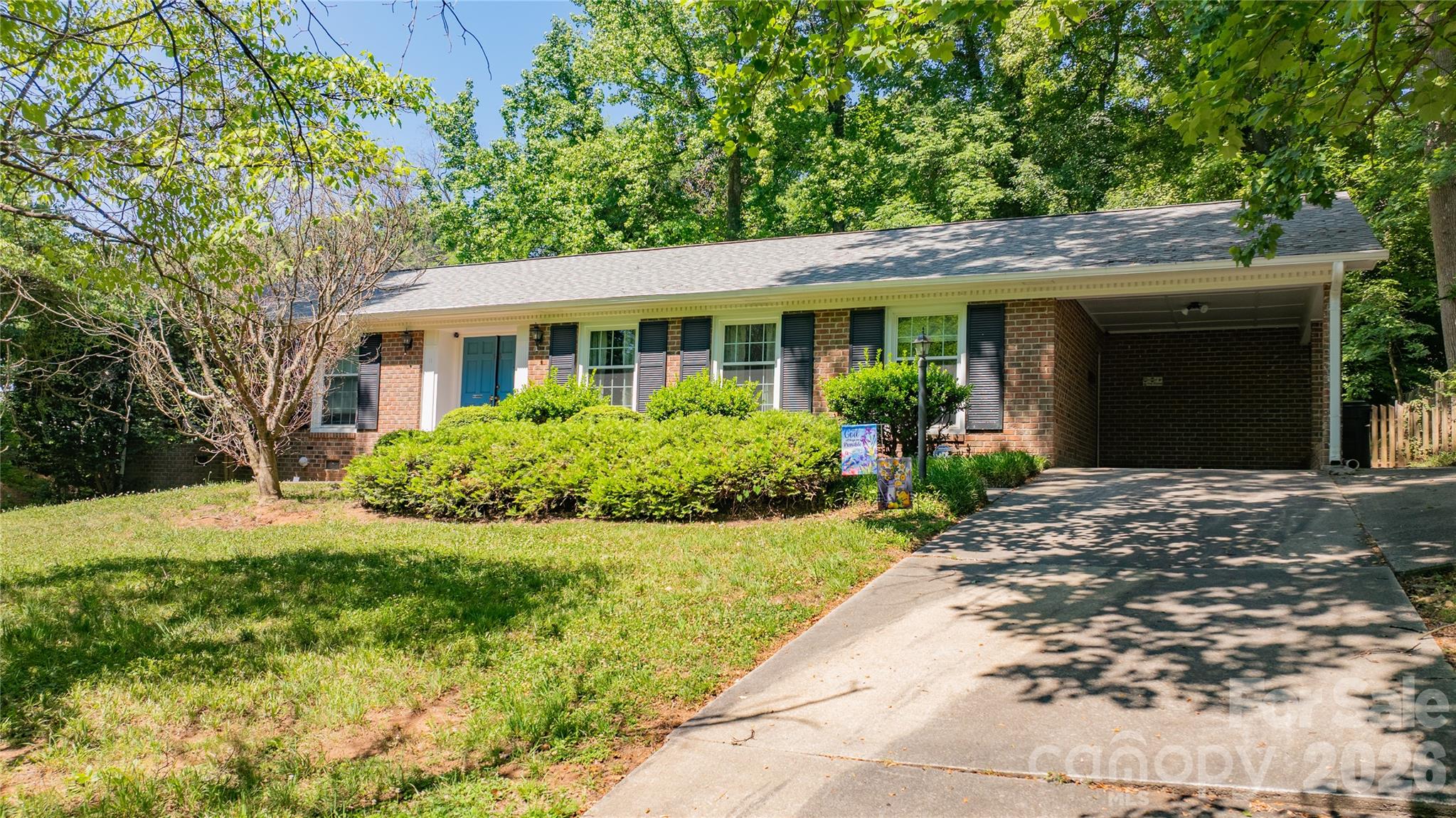 13 Mayflower Lane Lexington NC 27295
