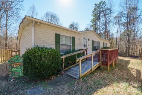 1049 Ramsey Street Stanley NC 28164
