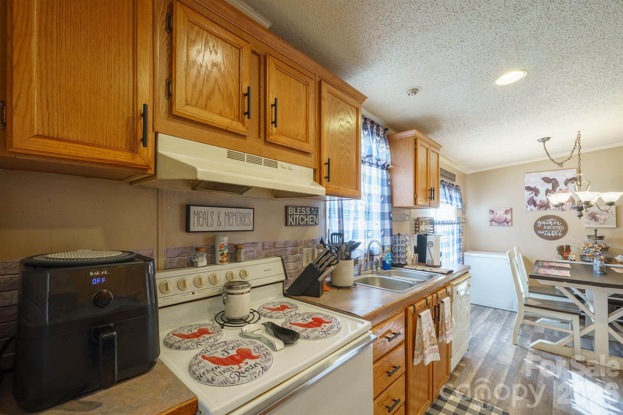 1049 Ramsey Street Stanley NC 28164