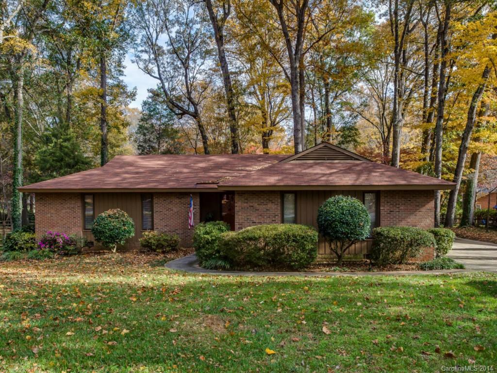 1907 Wandering Way Drive Charlotte NC 28226