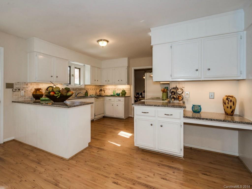 1907 Wandering Way Drive Charlotte NC 28226