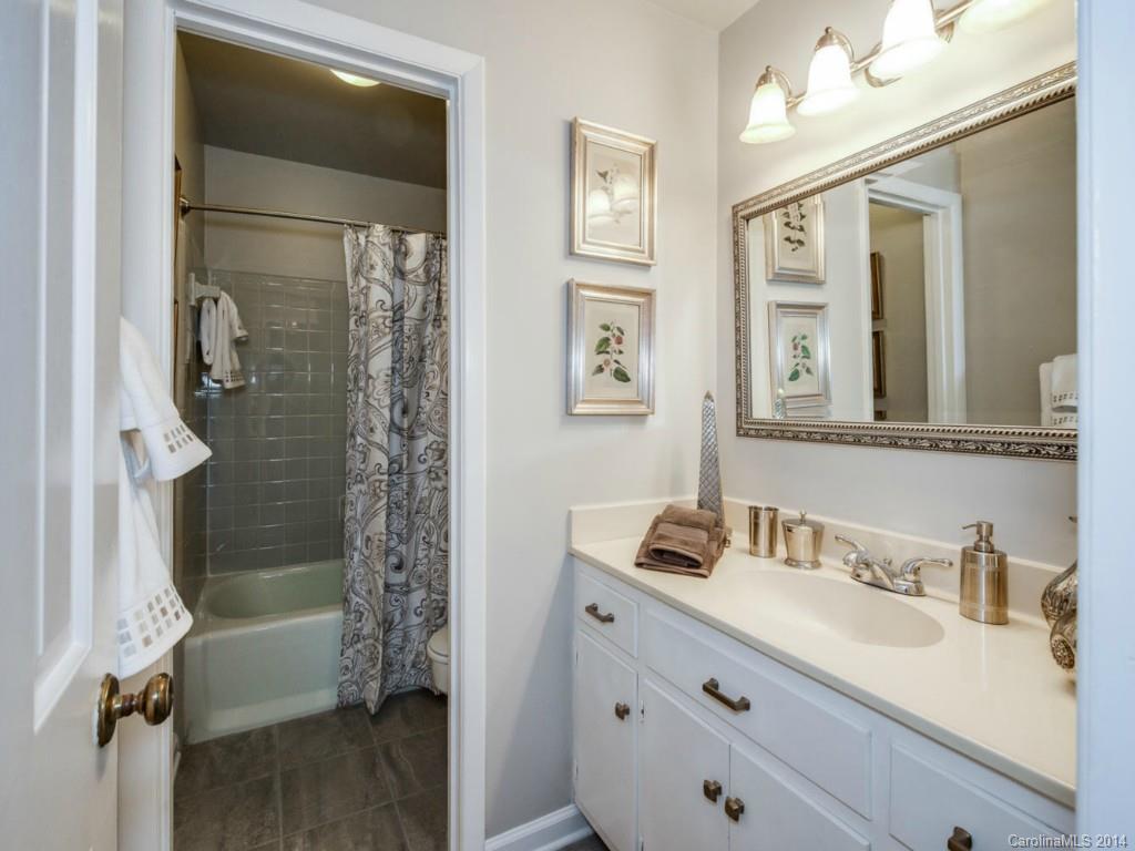 1907 Wandering Way Drive Charlotte NC 28226