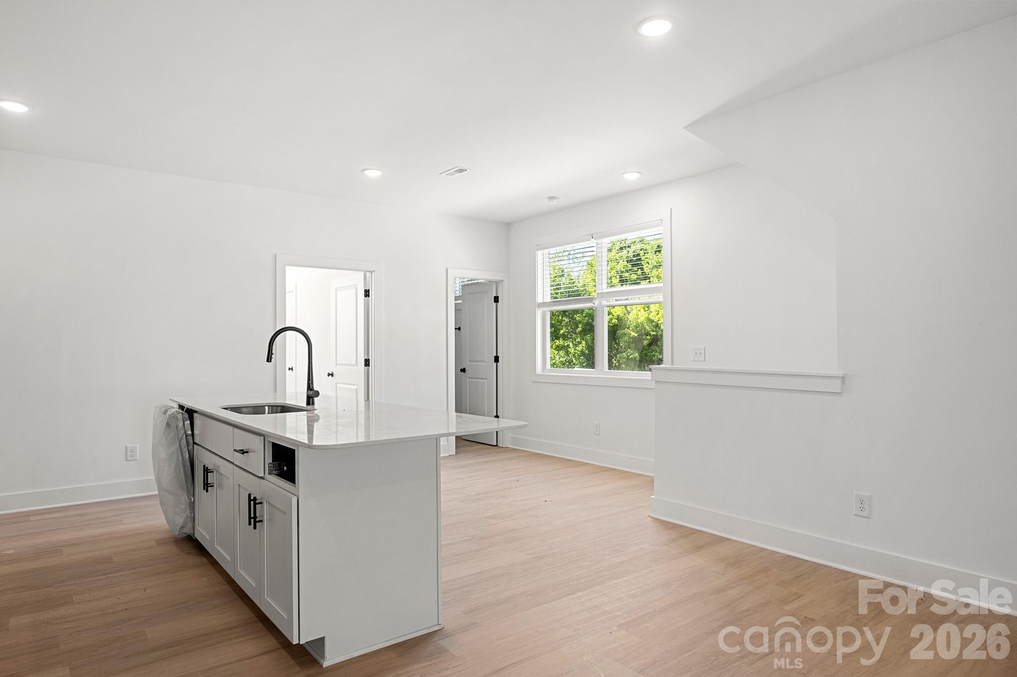 2522 Deherradora Avenue Charlotte NC 28208