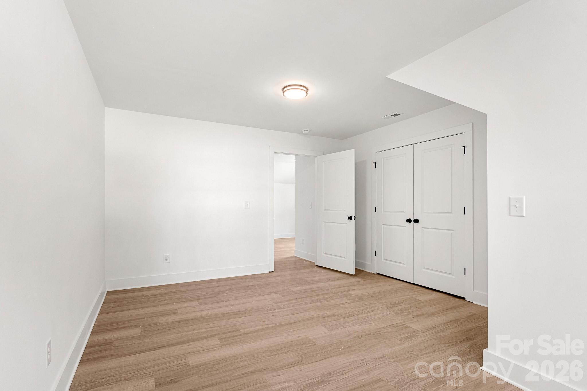 2522 Deherradora Avenue Charlotte NC 28208