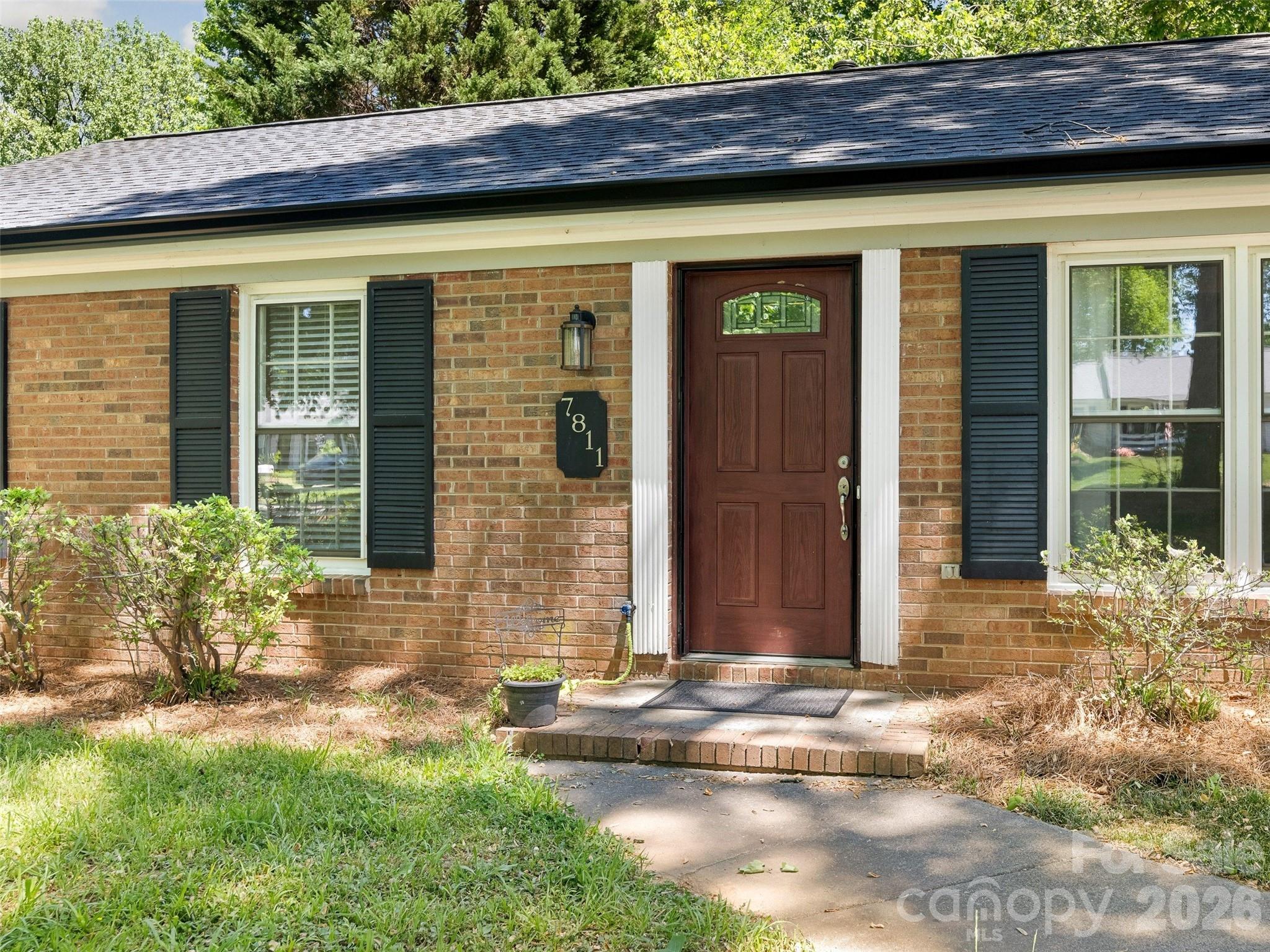 7811 Winterset Drive Charlotte NC 28270