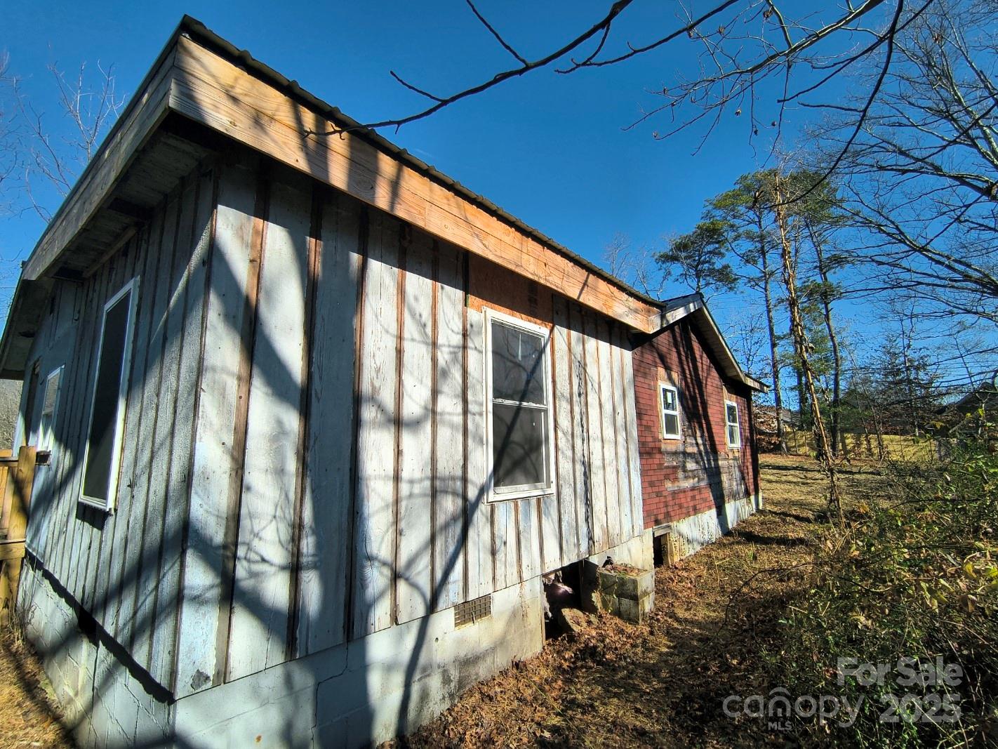 28 Pearl Street Black Mountain NC 28711