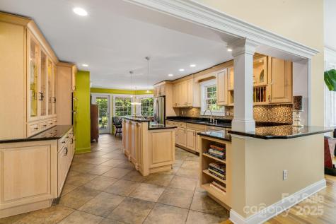 3 Amherst Road Asheville NC 28803