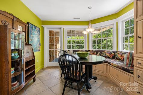 3 Amherst Road Asheville NC 28803