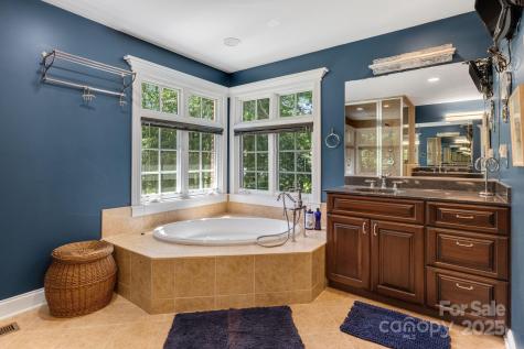 3 Amherst Road Asheville NC 28803