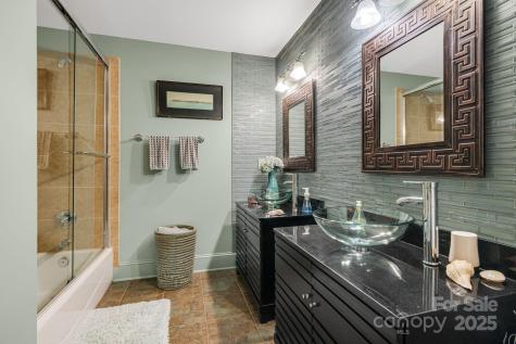 3 Amherst Road Asheville NC 28803