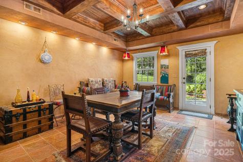 3 Amherst Road Asheville NC 28803