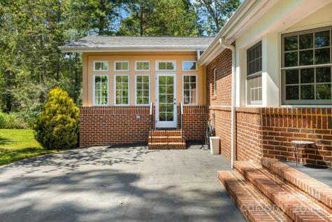 3 Amherst Road Asheville NC 28803