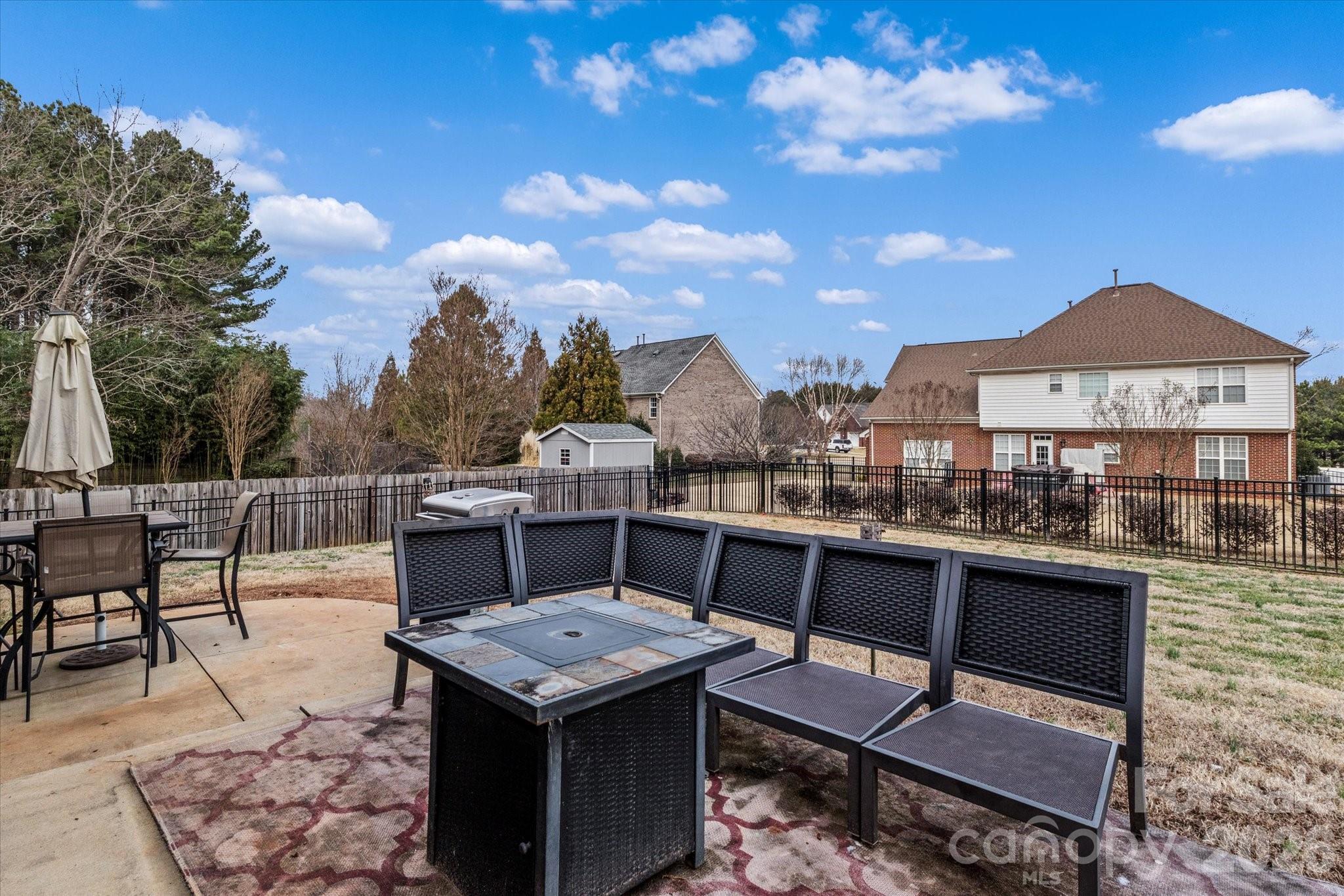 186 Autumn Frost Avenue Statesville NC 28677
