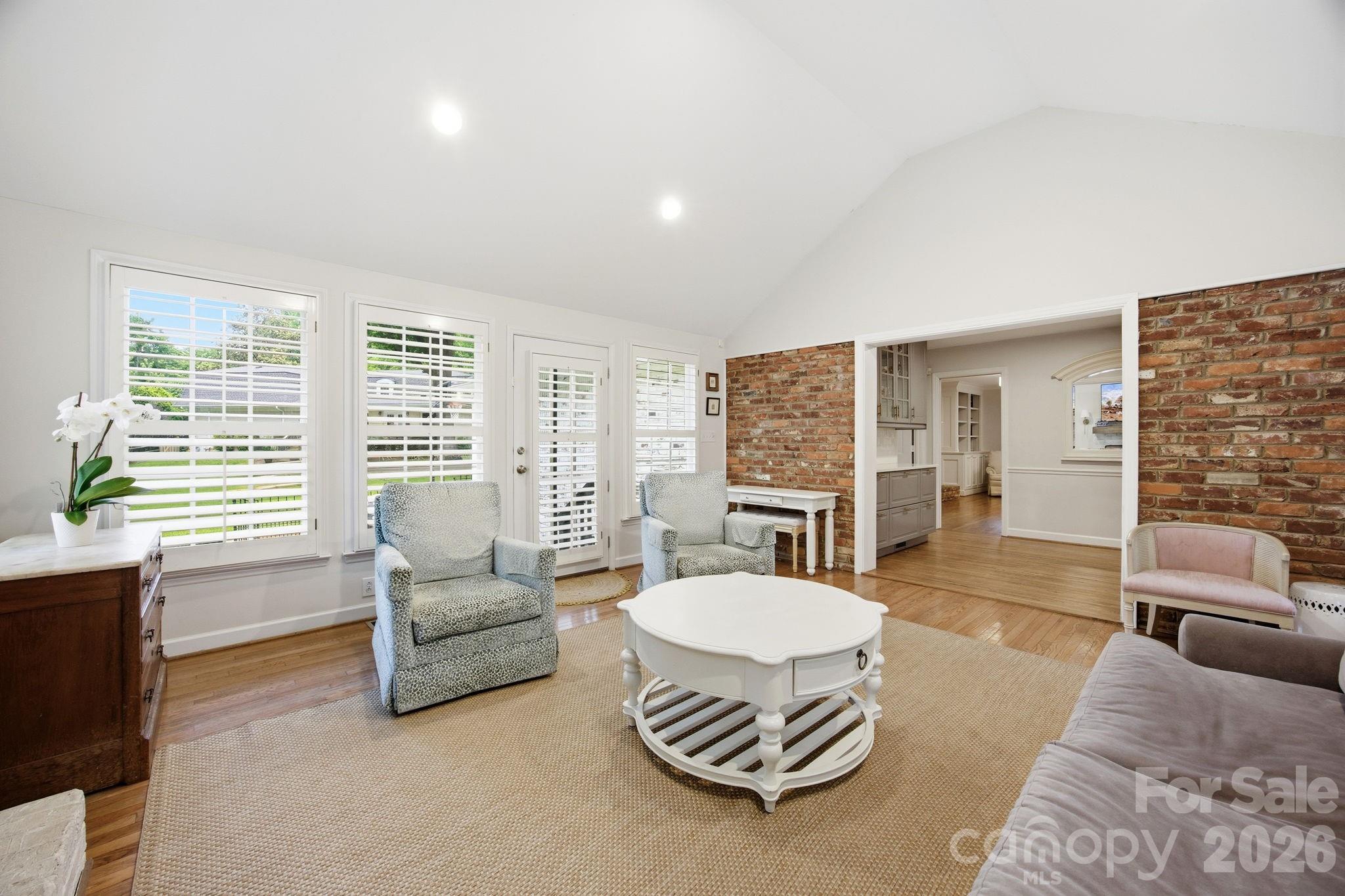 2535 Valencia Terrace Charlotte NC 28226