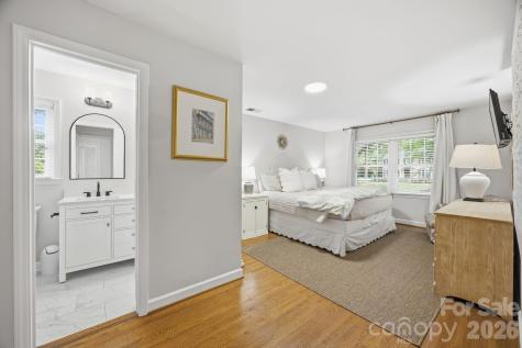 2535 Valencia Terrace Charlotte NC 28226