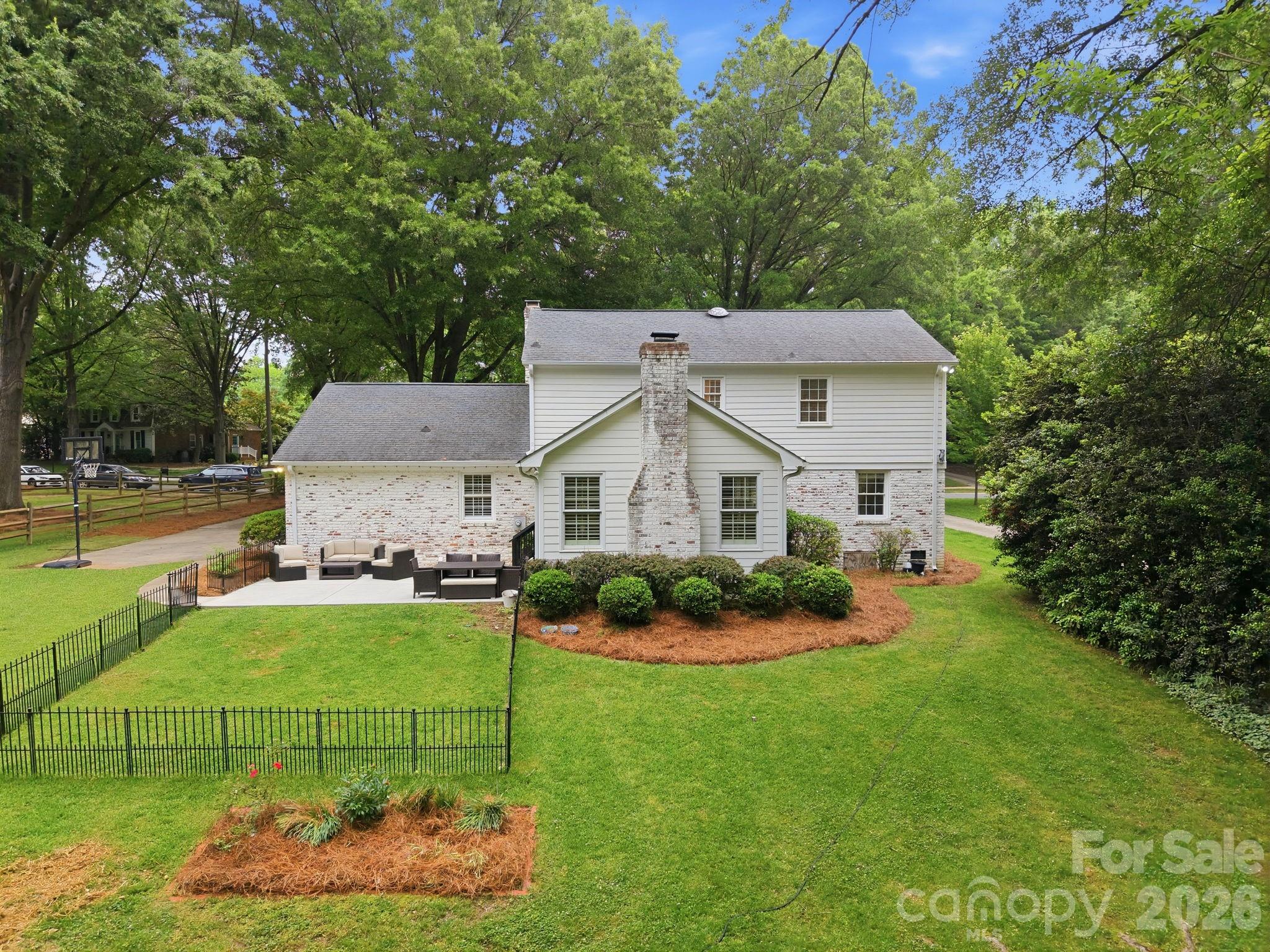 2535 Valencia Terrace Charlotte NC 28226