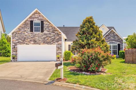 7 Breyerton Court Asheville NC 28804