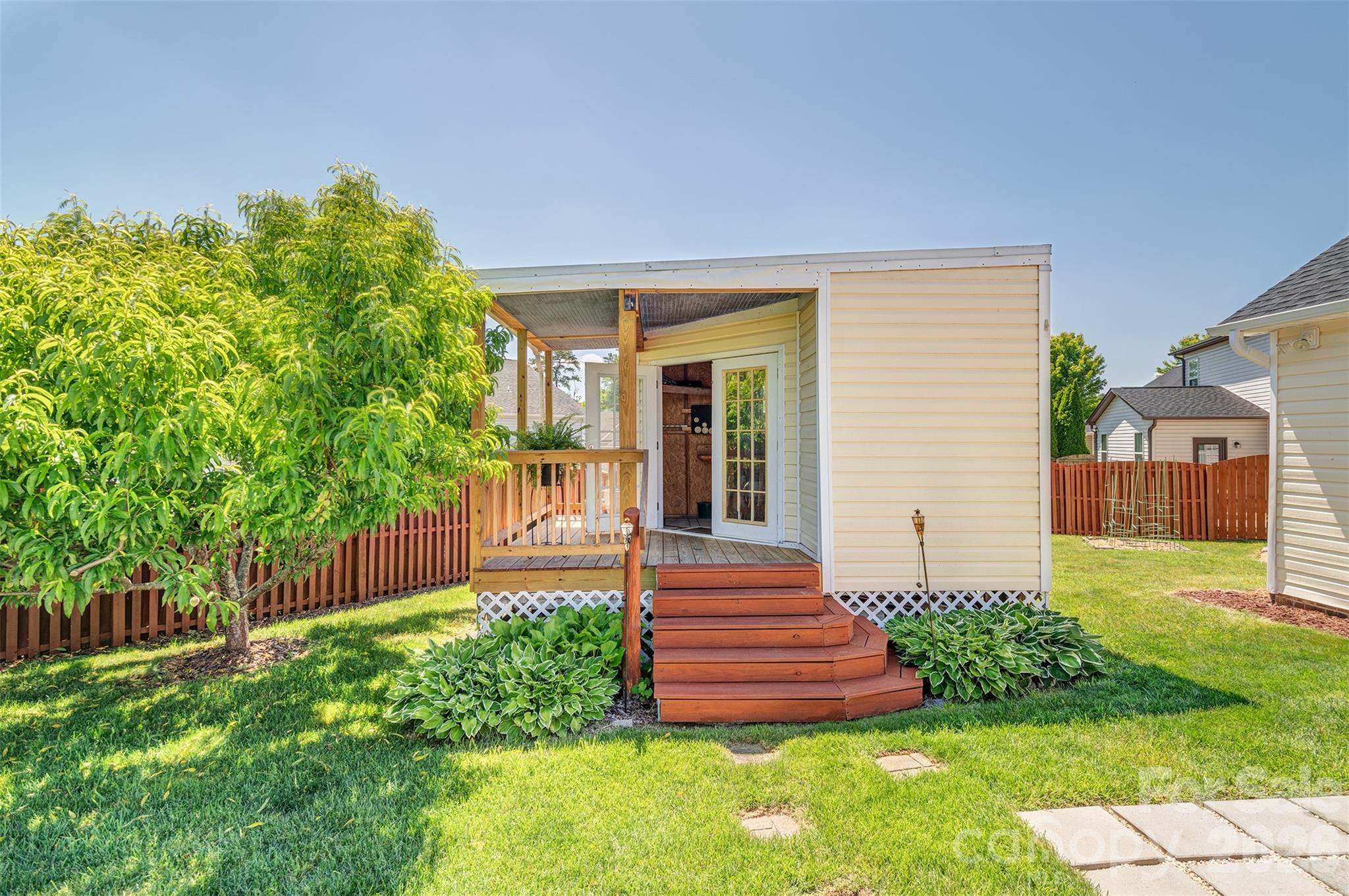 7 Breyerton Court Asheville NC 28804