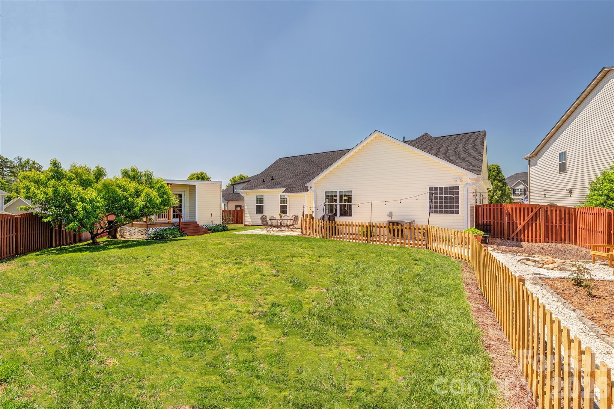 7 Breyerton Court Asheville NC 28804
