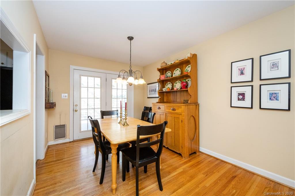 4816 Fairheath Road Charlotte NC 28210