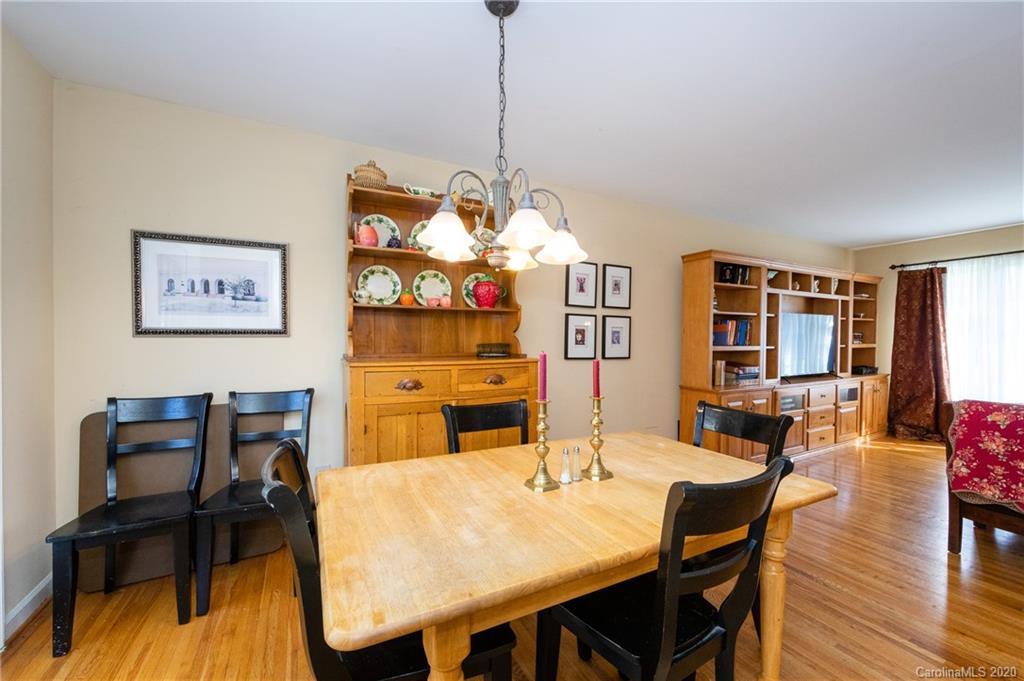 4816 Fairheath Road Charlotte NC 28210